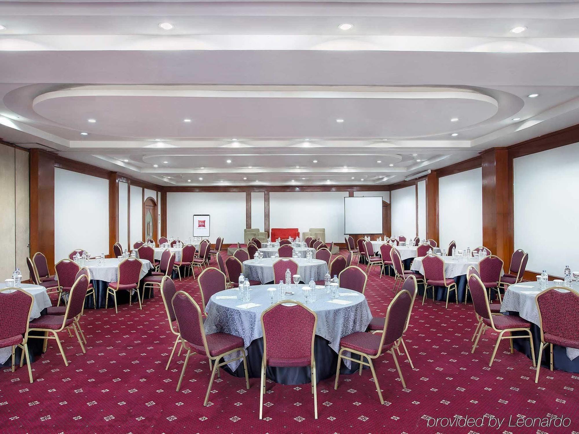 Arcadia Surabaya Hotel Екстер'єр фото